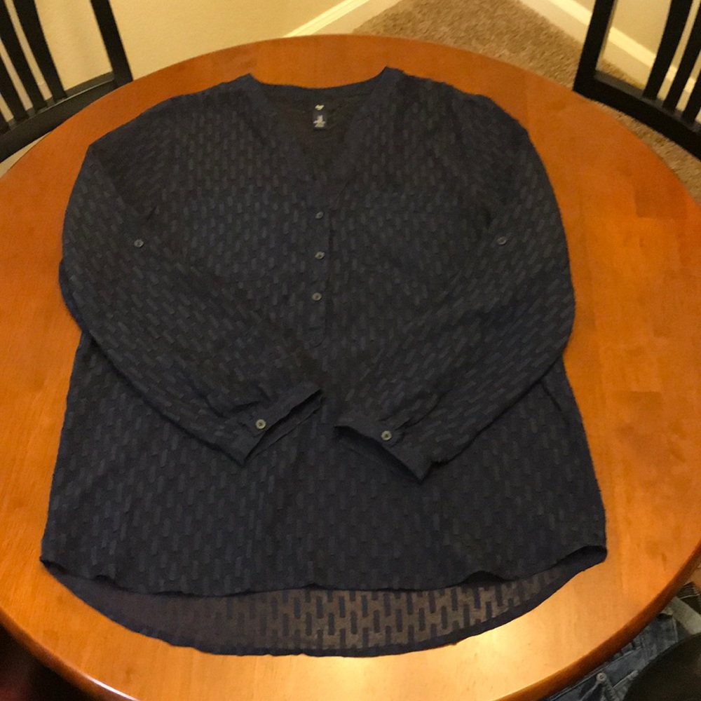 Women’s GAP navy blue blouse